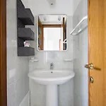 Holiday home Casa Vitalia- Super Vista Mare-2 -giardino-bbq - Wifi Free-parcheggio Iunp5732