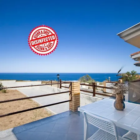 Casa Vitalia- Super Vista Mare-2 -giardino-bbq - Wifi Free-parcheggio Iunp5732 Holiday home Torre dei Corsari