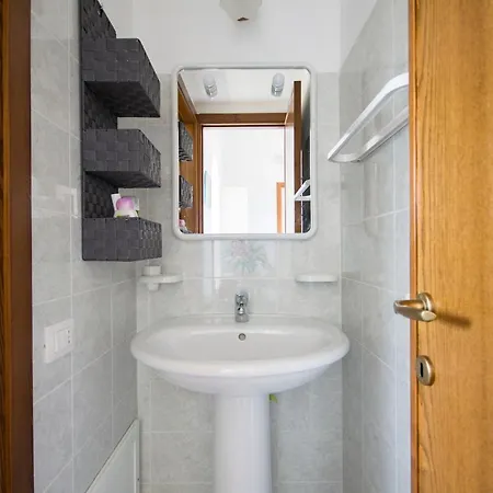 בית נופש Casa Vitalia- Super Vista Mare-2 -giardino-bbq - Wifi Free-parcheggio Iunp5732