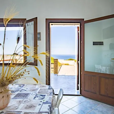 Casa Vitalia- Super Vista Mare-2 -giardino-bbq - Wifi Free-parcheggio Iunp5732 בית נופש *