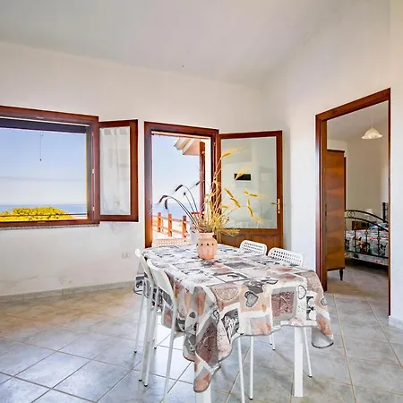 Casa Vitalia- Super Vista Mare-2 -giardino-bbq - Wifi Free-parcheggio Iunp5732 בית נופש *